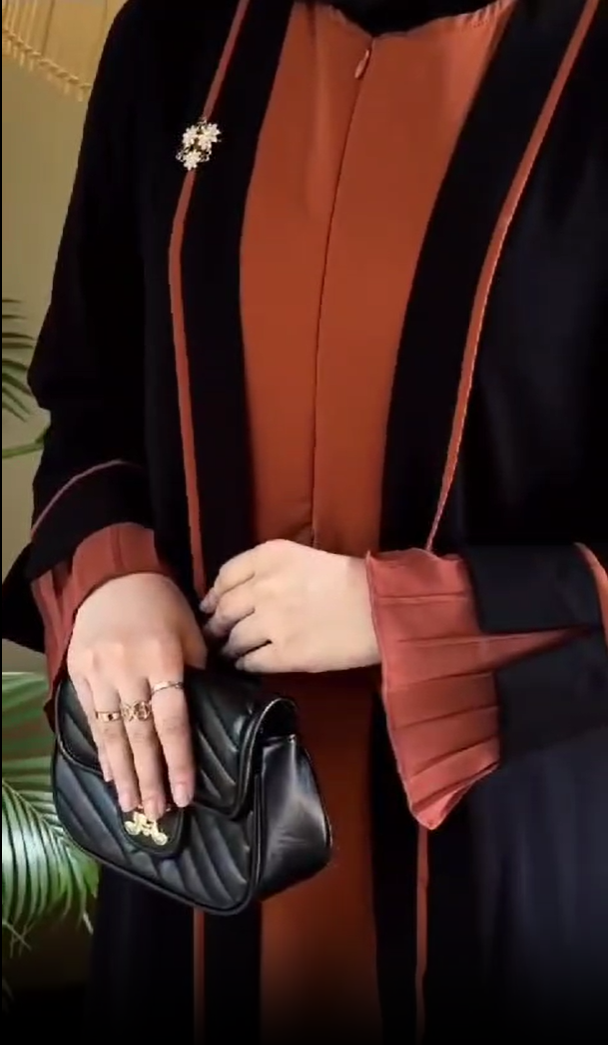 Long Shrug Abaya with Inner Layer